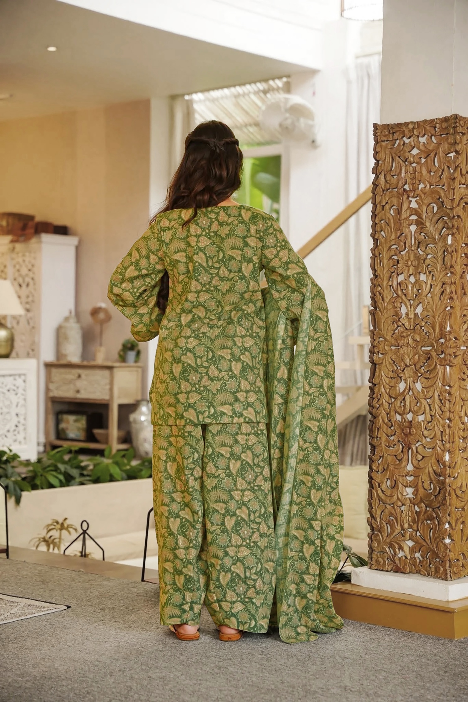 Mehendi Cambric Cotton Mughal Digital Printed Kurta Set — alternate view