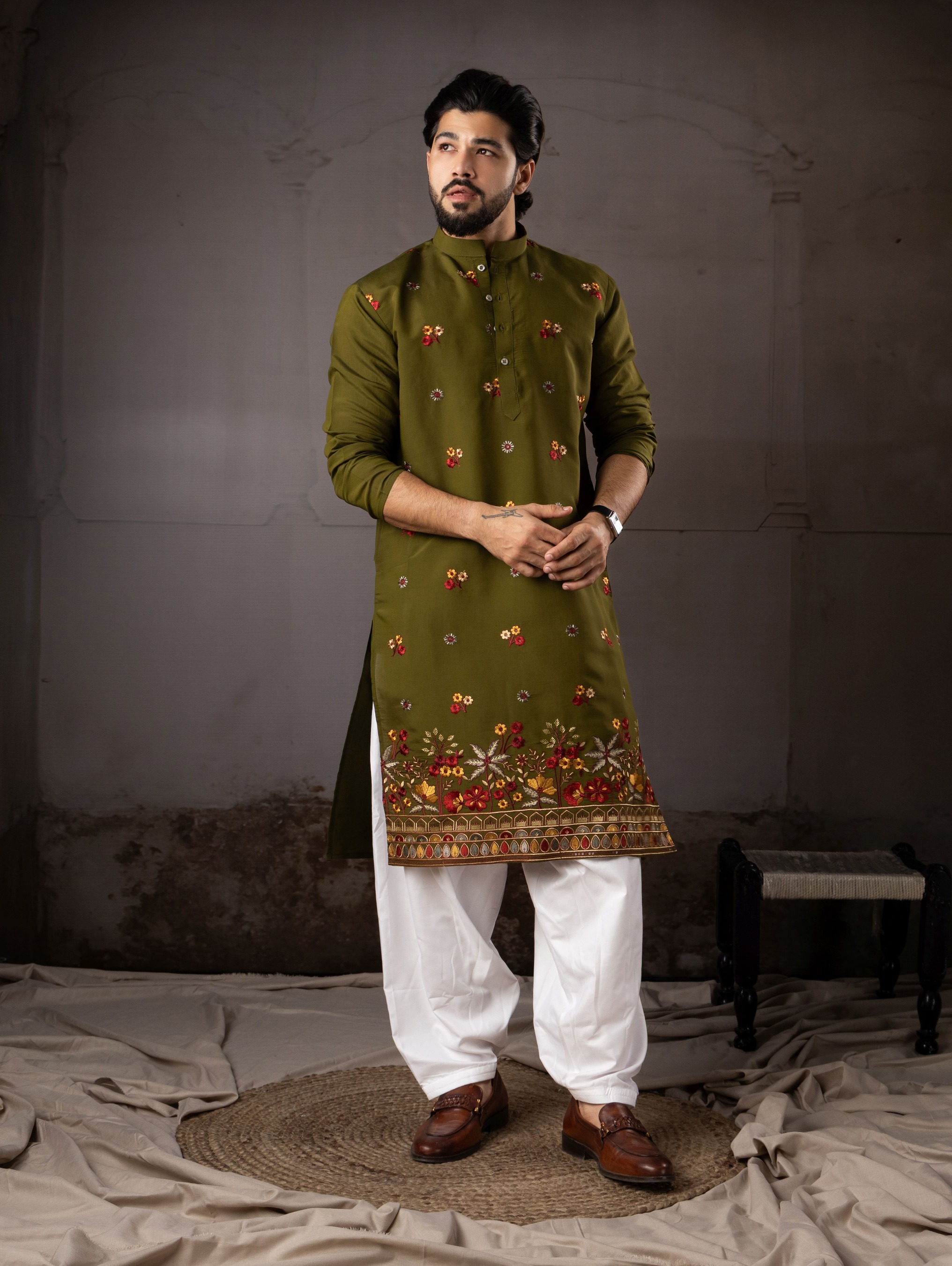 Mehendi Floral Butta Silk Embroidered Kurta Pyjama