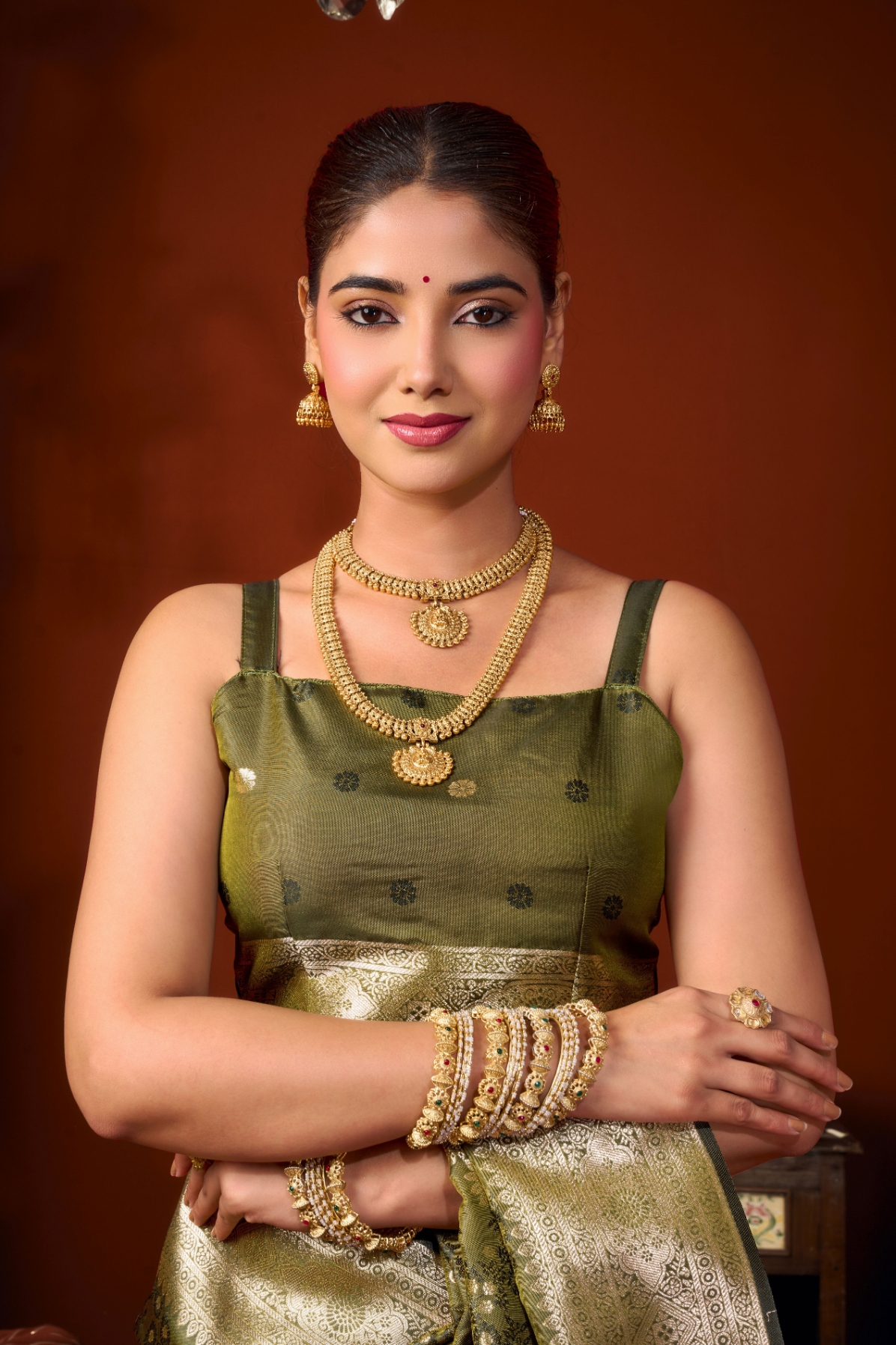Mehendi Floral Jacquard Soft Silk Saree