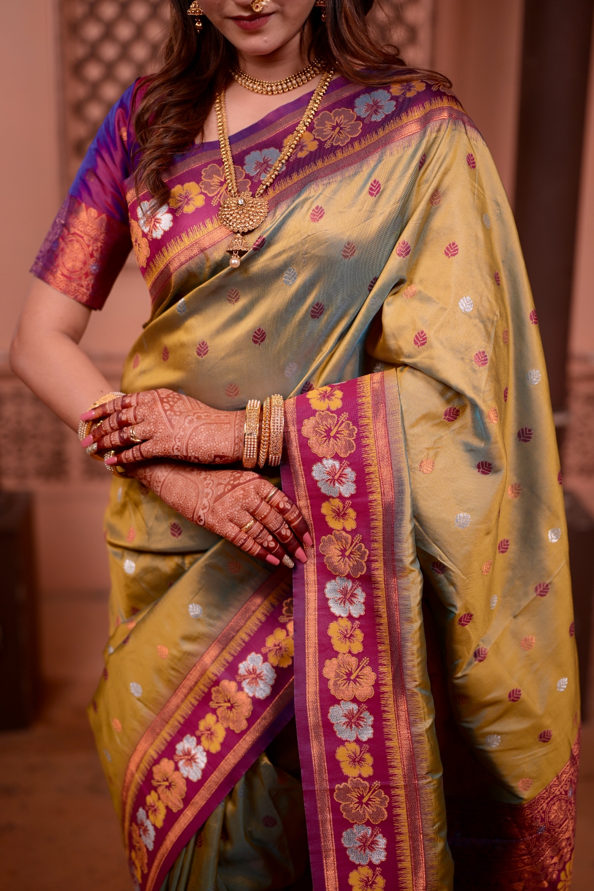 Mehendi Floral Motif Zari Woven Soft Silk Saree