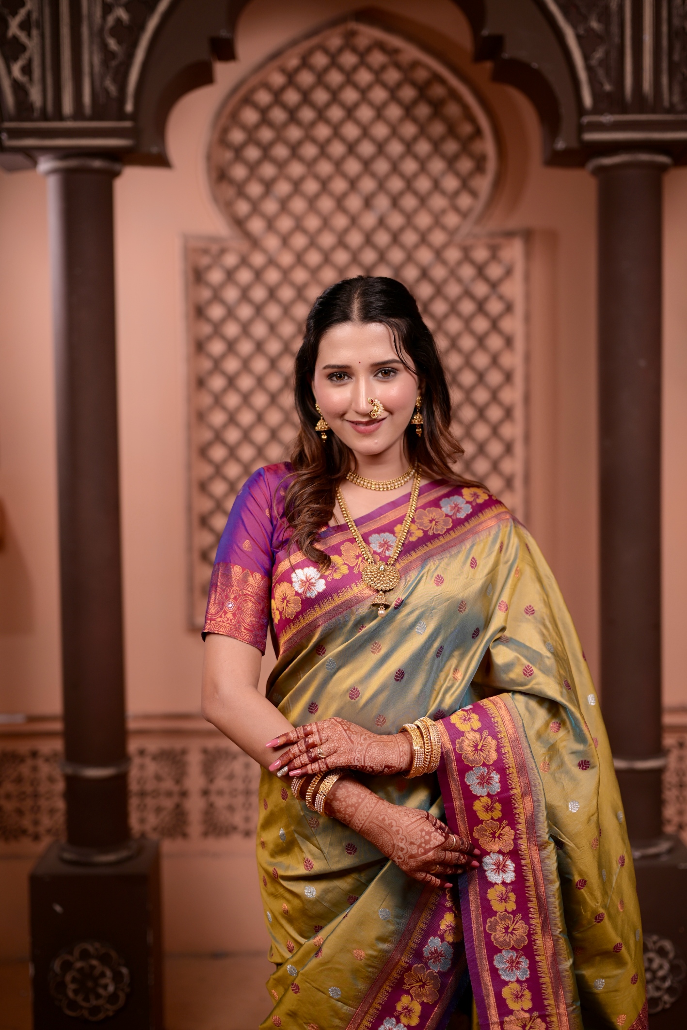 Mehendi Floral Motif Zari Woven Soft Silk Saree