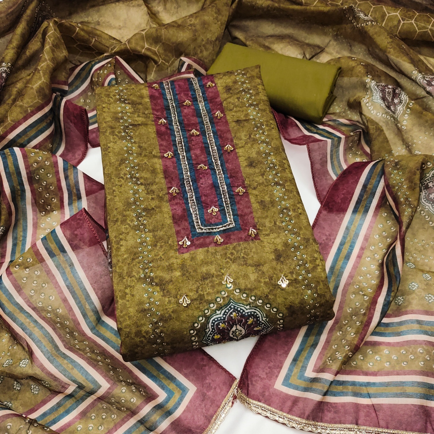 Mehendi Geometric Handwork Cotton Silk Straight Suit