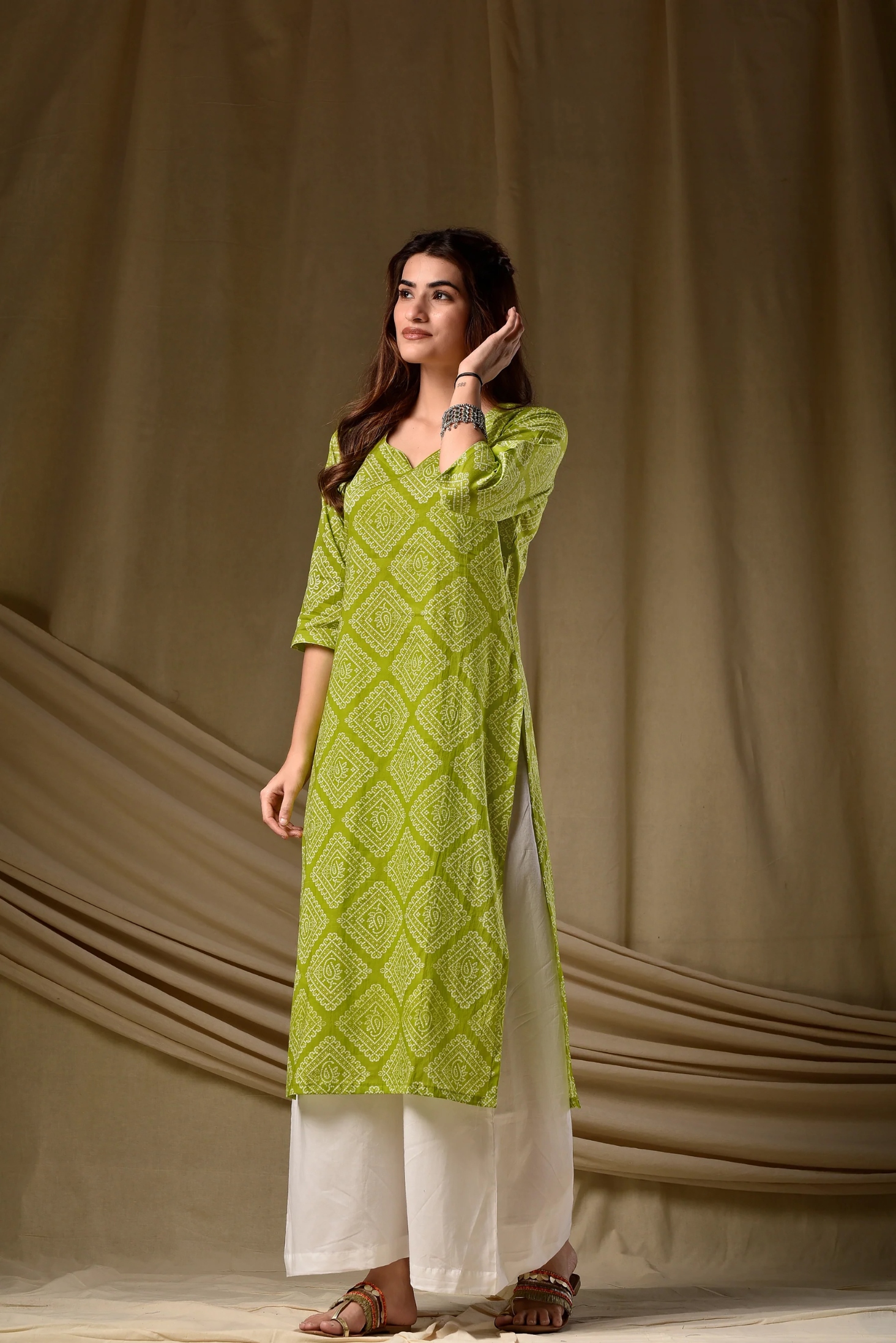 Mehendi Geometric Printed Cambric Cotton Kurti — alternate view