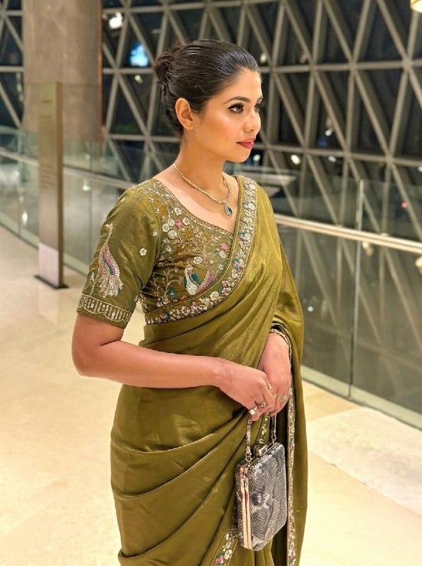 Mehendi Green Embroidered Fendy Satin Silk Saree