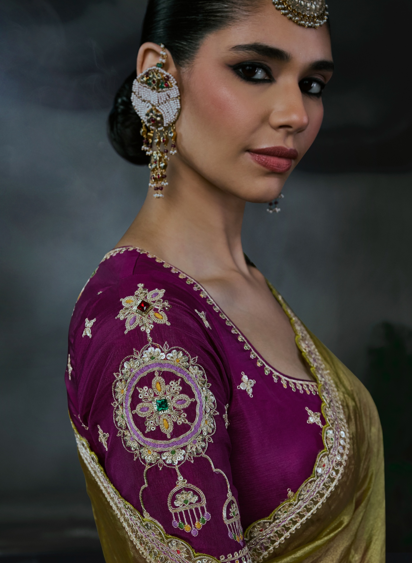 Mehendi Heavy Thread Embroidery Tissue Silk Saree