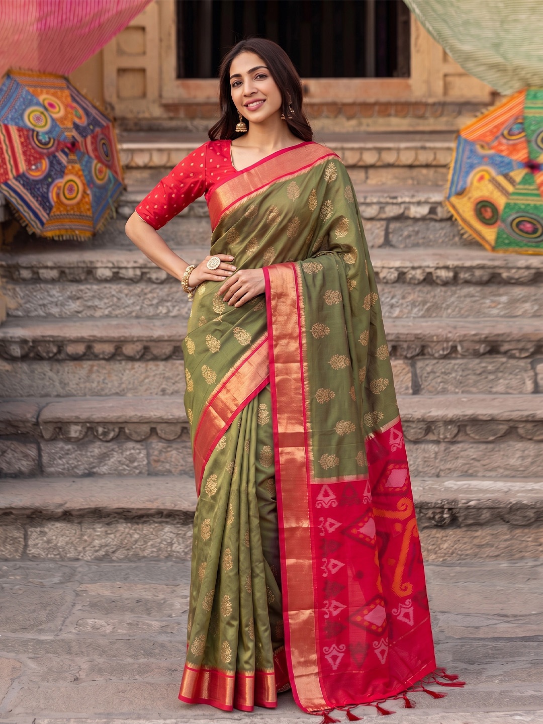 Mehendi Heritage Butti Woven Zari Jacquard Designer Soft Silk Saree