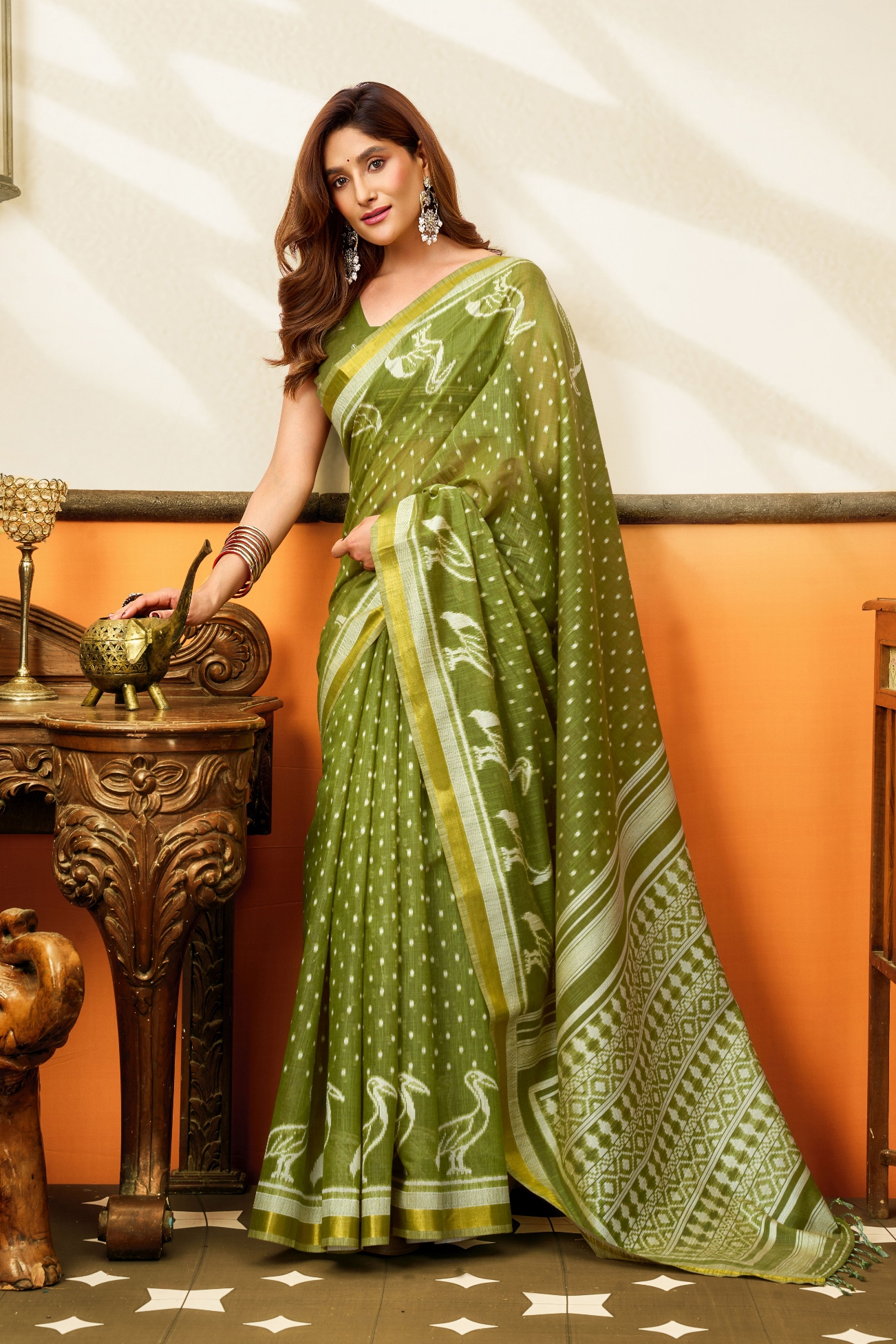 Mehendi Peacock Motif Jacquard Weaving Cotton Saree