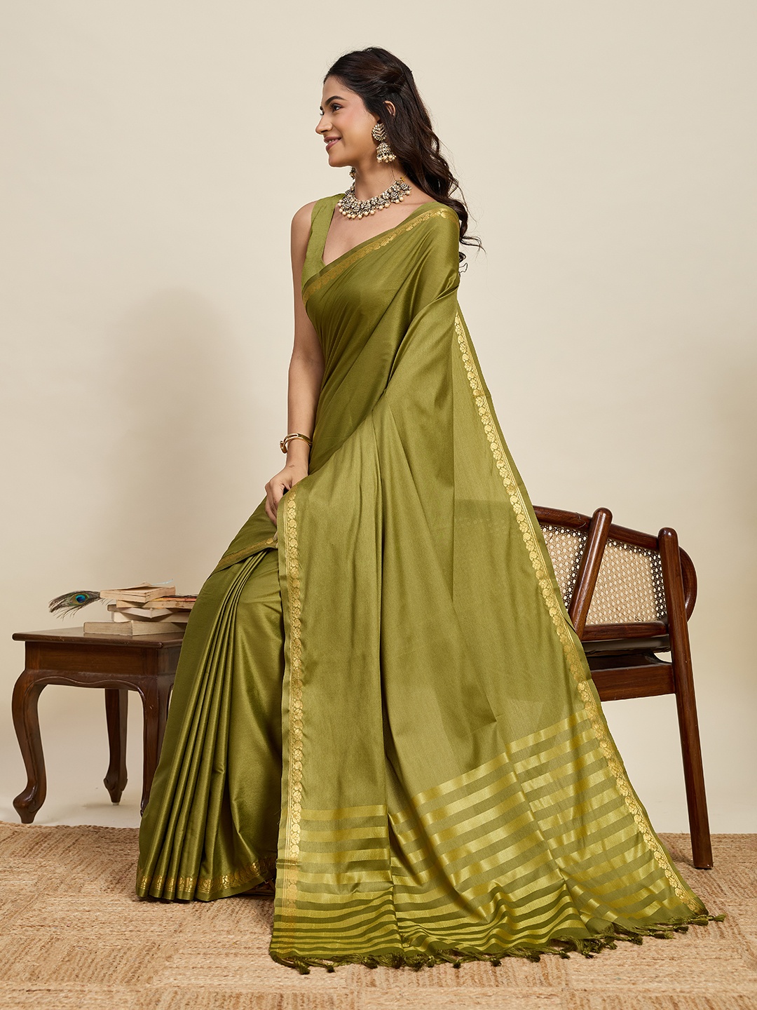 Mehendi Soft Silk Elegant Zari Border Woven Designer Saree