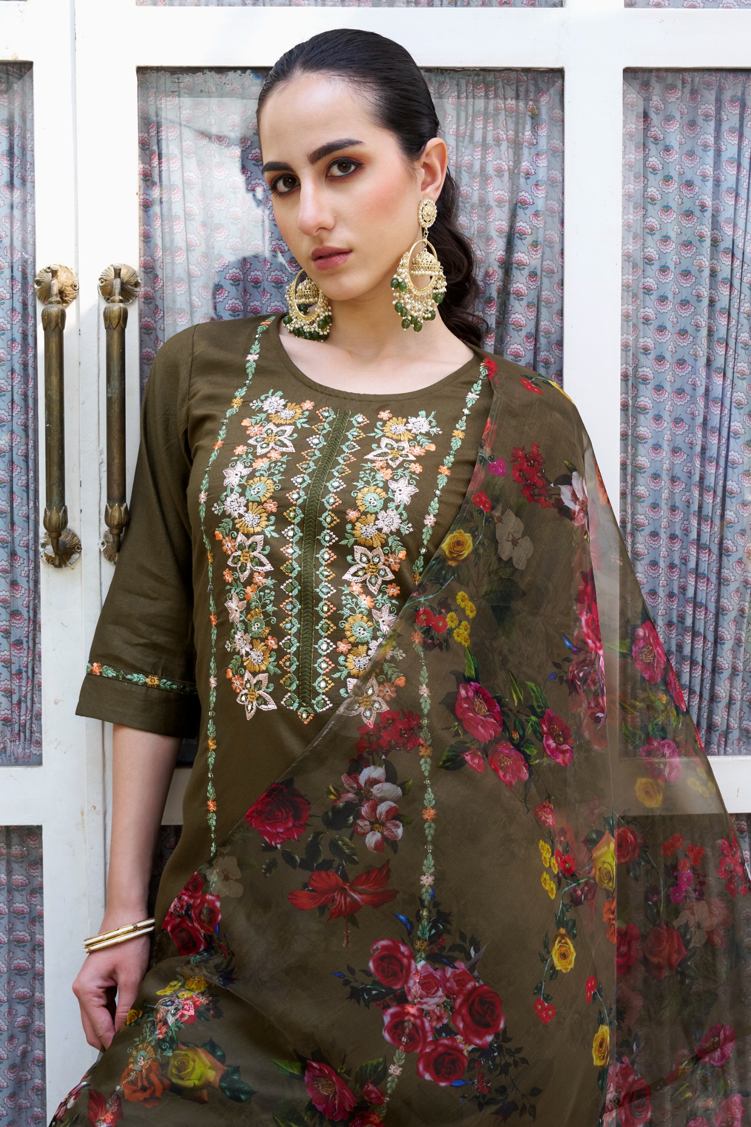 Mehendi Viscose Rayon Embroidered Salwar Suit