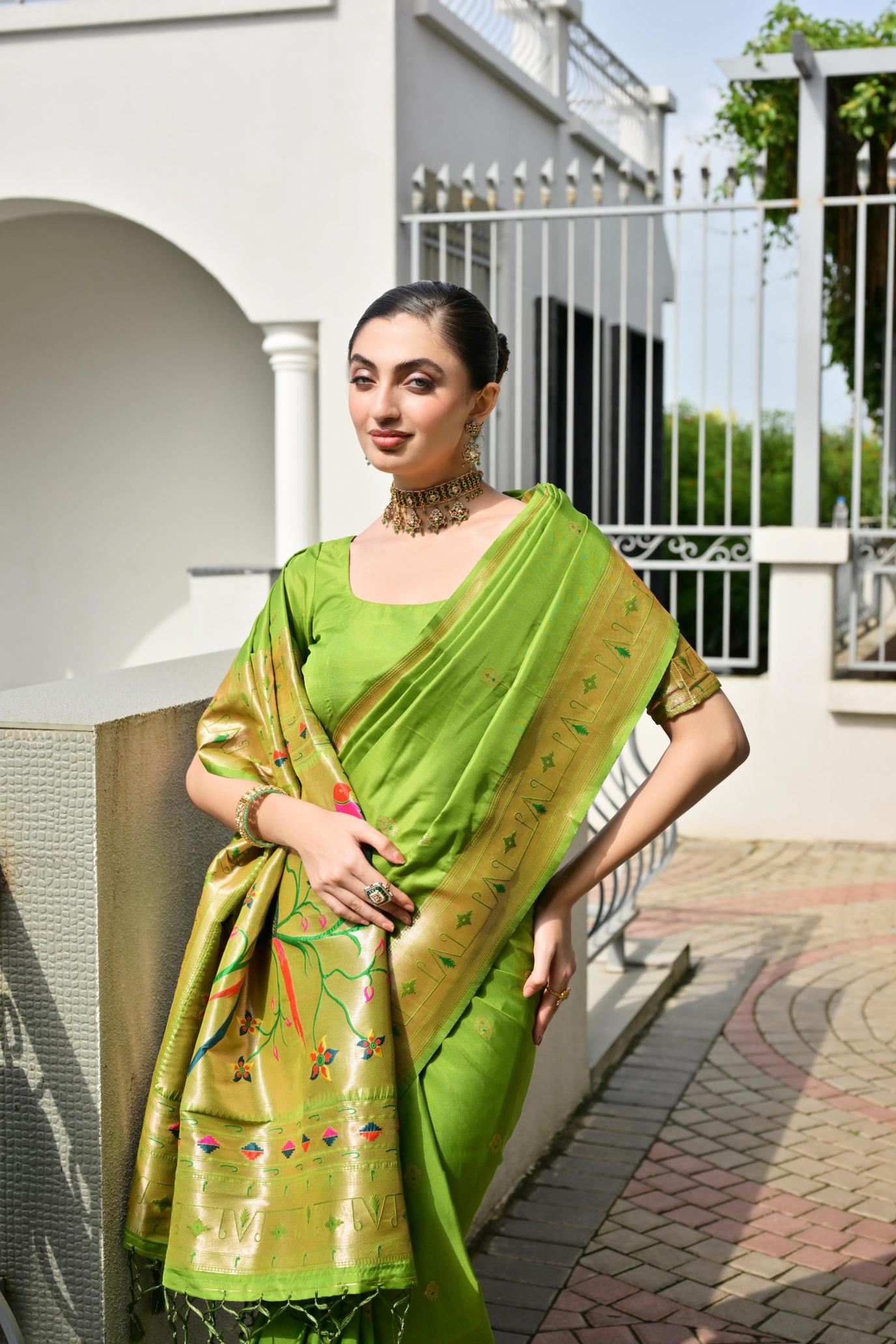 Mehendi Zari Woven Meenakari Designer Banarasi Silk Saree