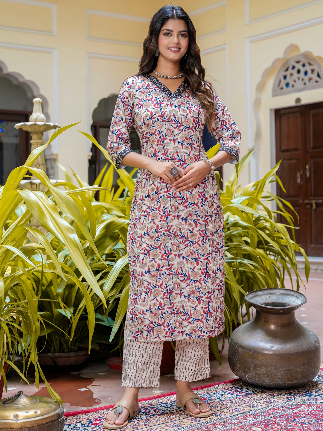 Multicolor Keyhole Neck Floral Cotton Suit Set