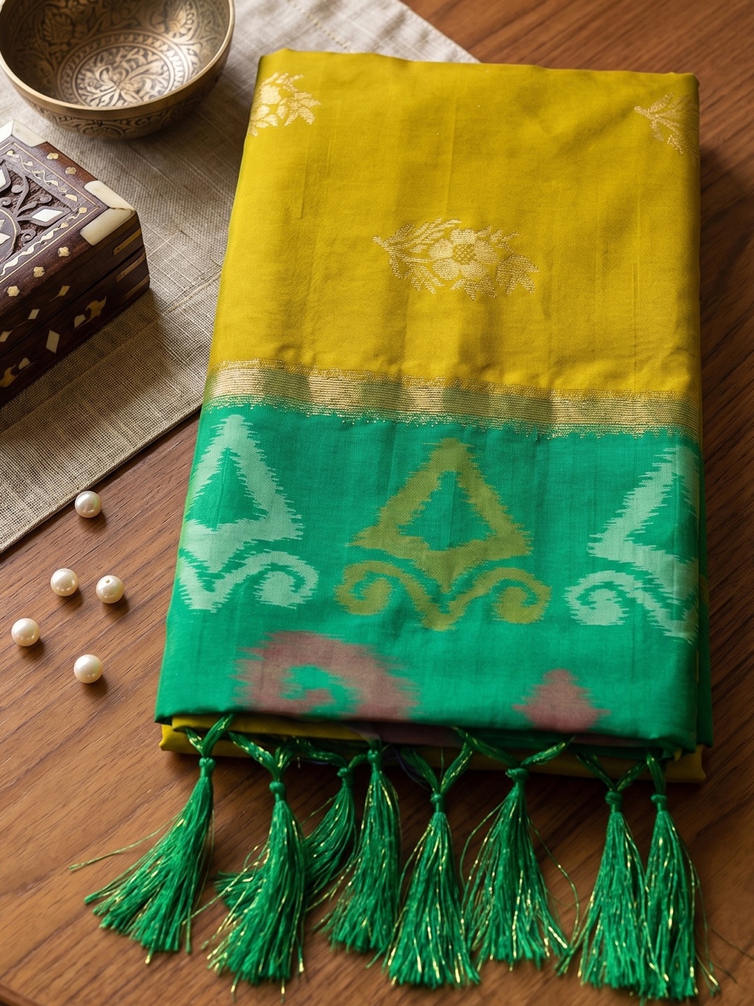 Mustard Heritage Butti Woven Zari Jacquard Designer Soft Silk Saree