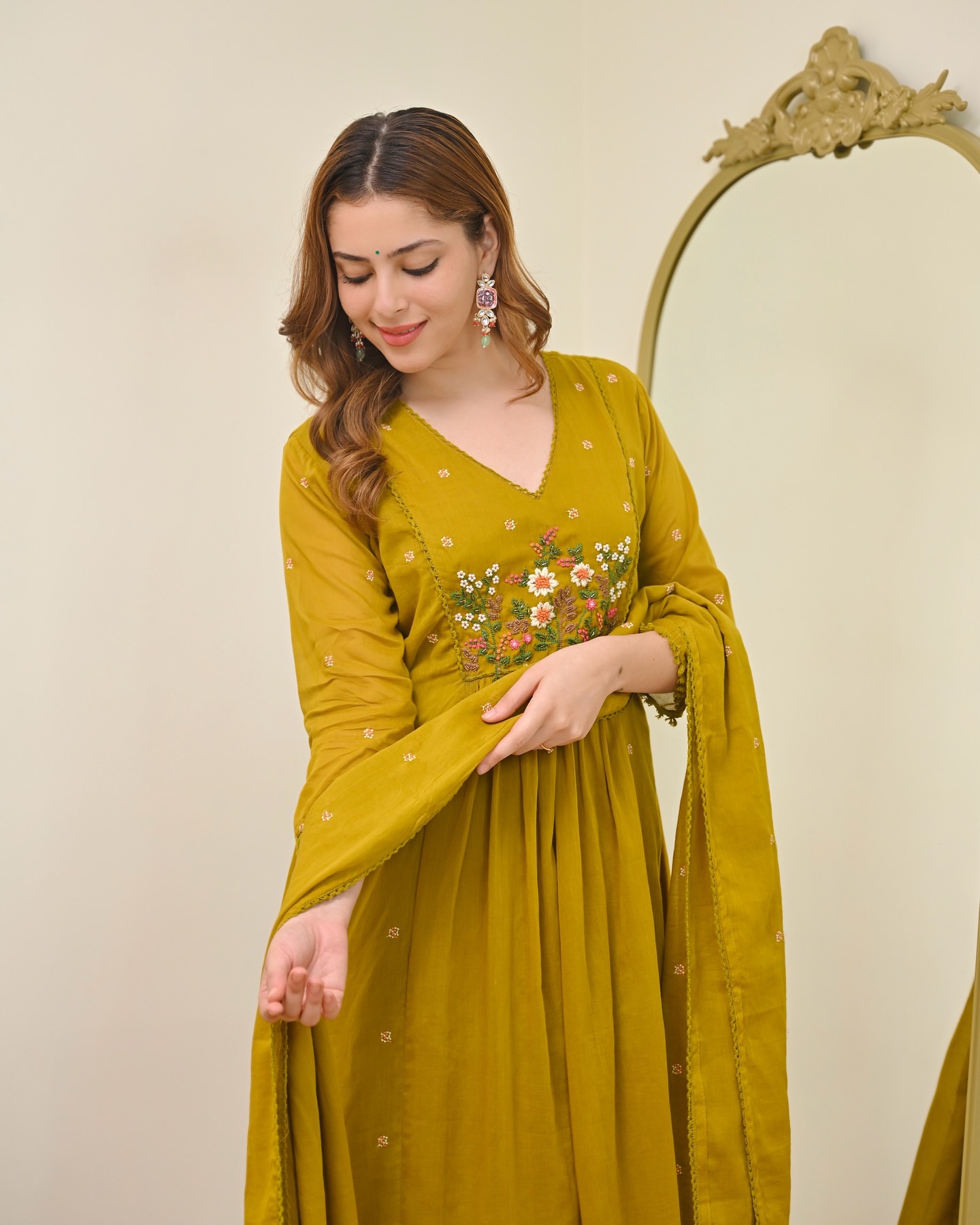 Mustard Mughal Embroidered Chanderi Salwar Suit — alternate view