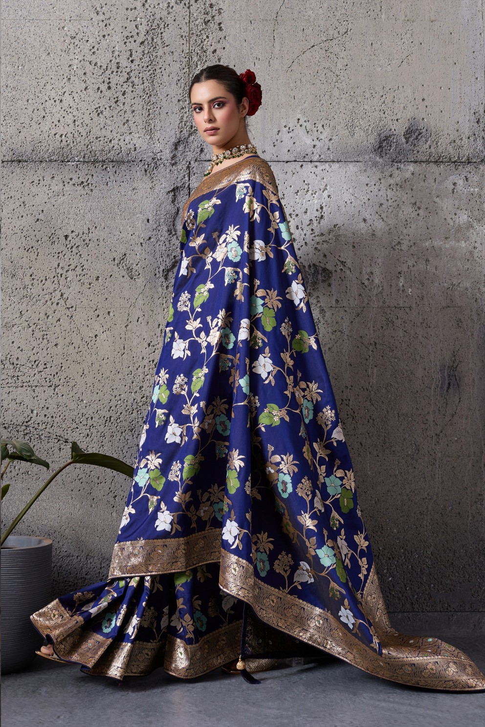 Navy Blue Floral Paisley Zari Banarasi Silk Saree