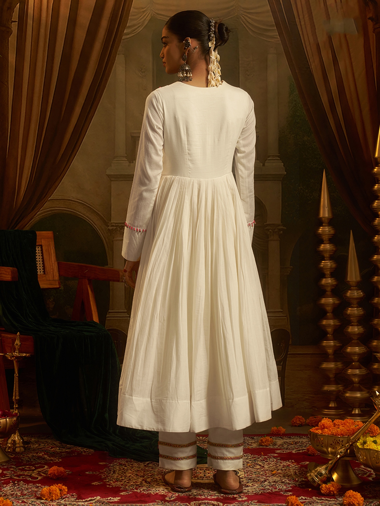 Off White Embroidered Mul Cotton Anarkali Kurta — alternate view