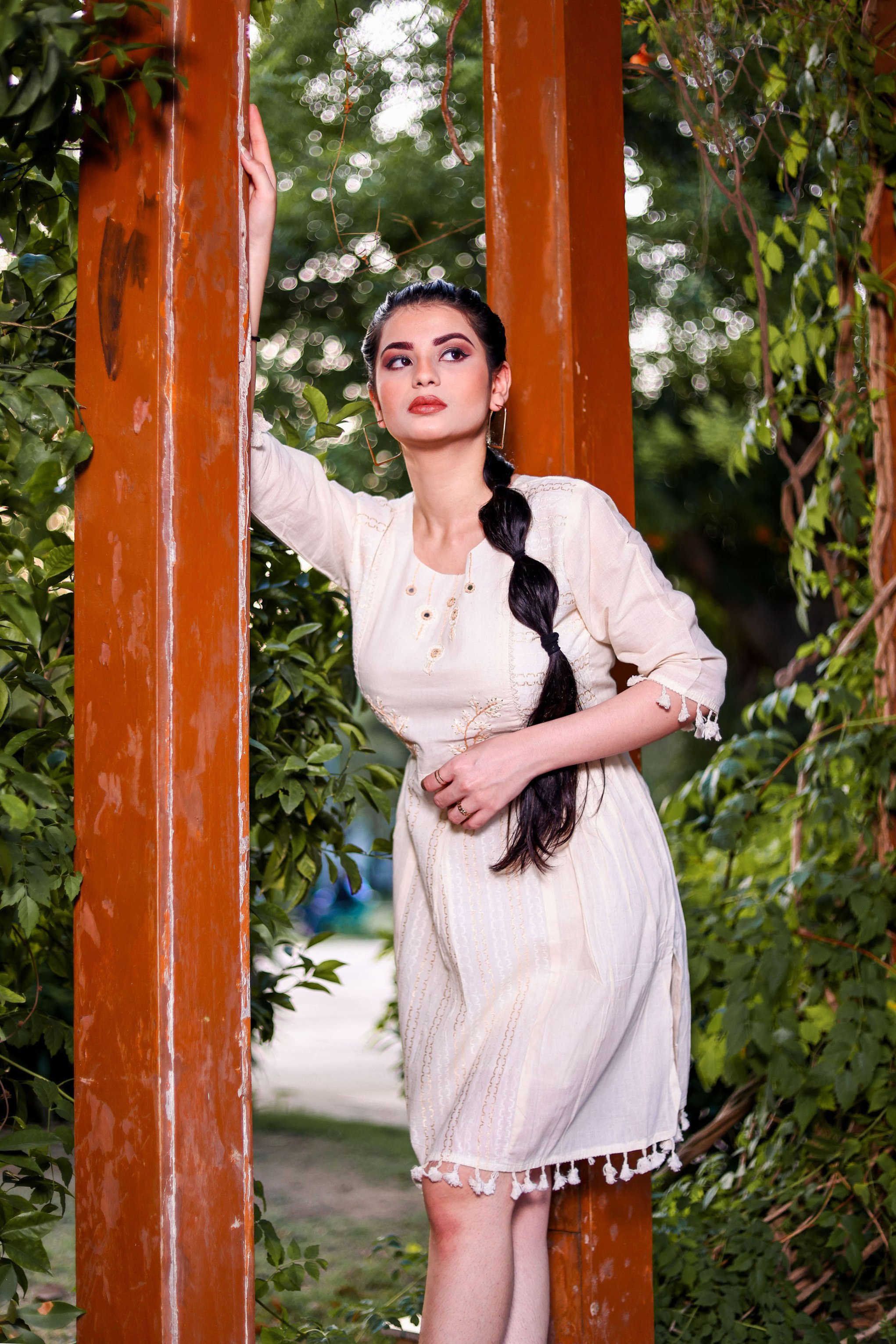 Off-White Khadi Cotton Multi-Thread Hand Work Short Kurti