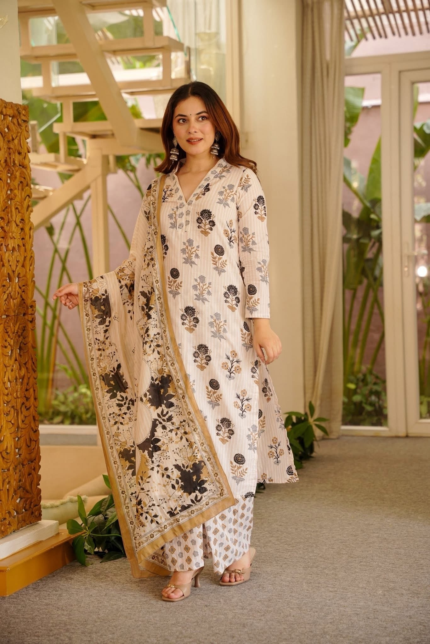 Off White Printed Rayon Slub Palazzo Suit