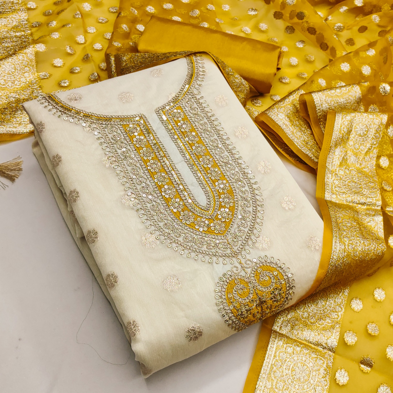 Off White Yellow Woven Butti Straight Pant Suit