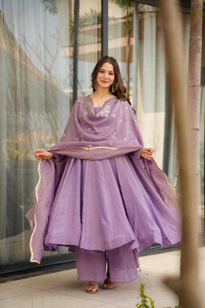 Onion Chinnon Salwar Suit