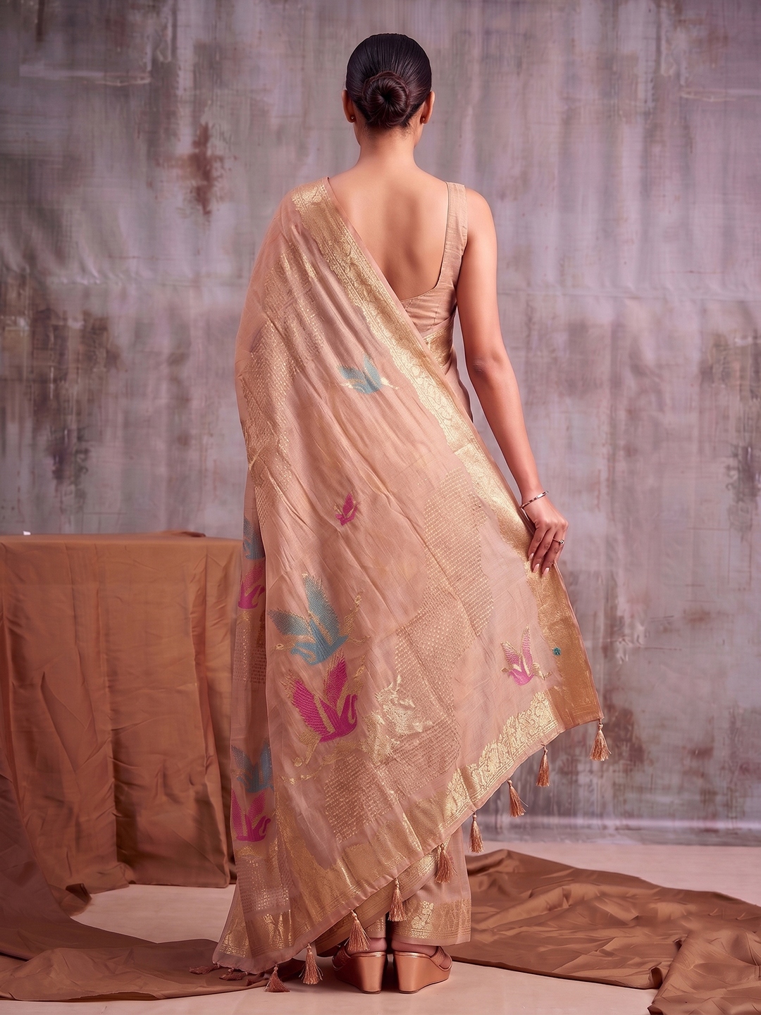 Peach Bird Motif Linen Cotton Saree — alternate view