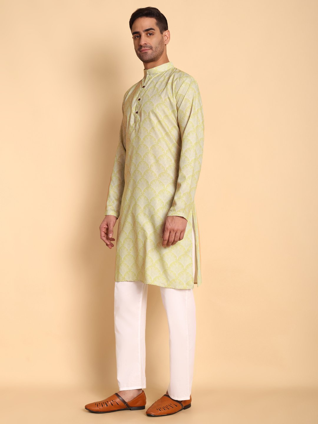 Peach Nature Inspired Printed Cotton Kurta Pyjama