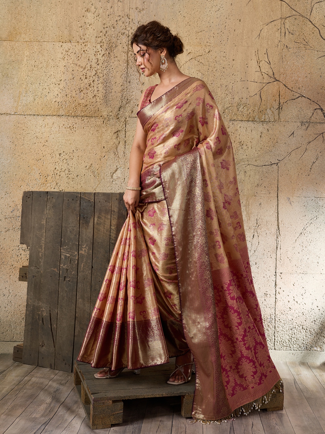 Peach Pink Floral Woven Soft Silk Designer Saree