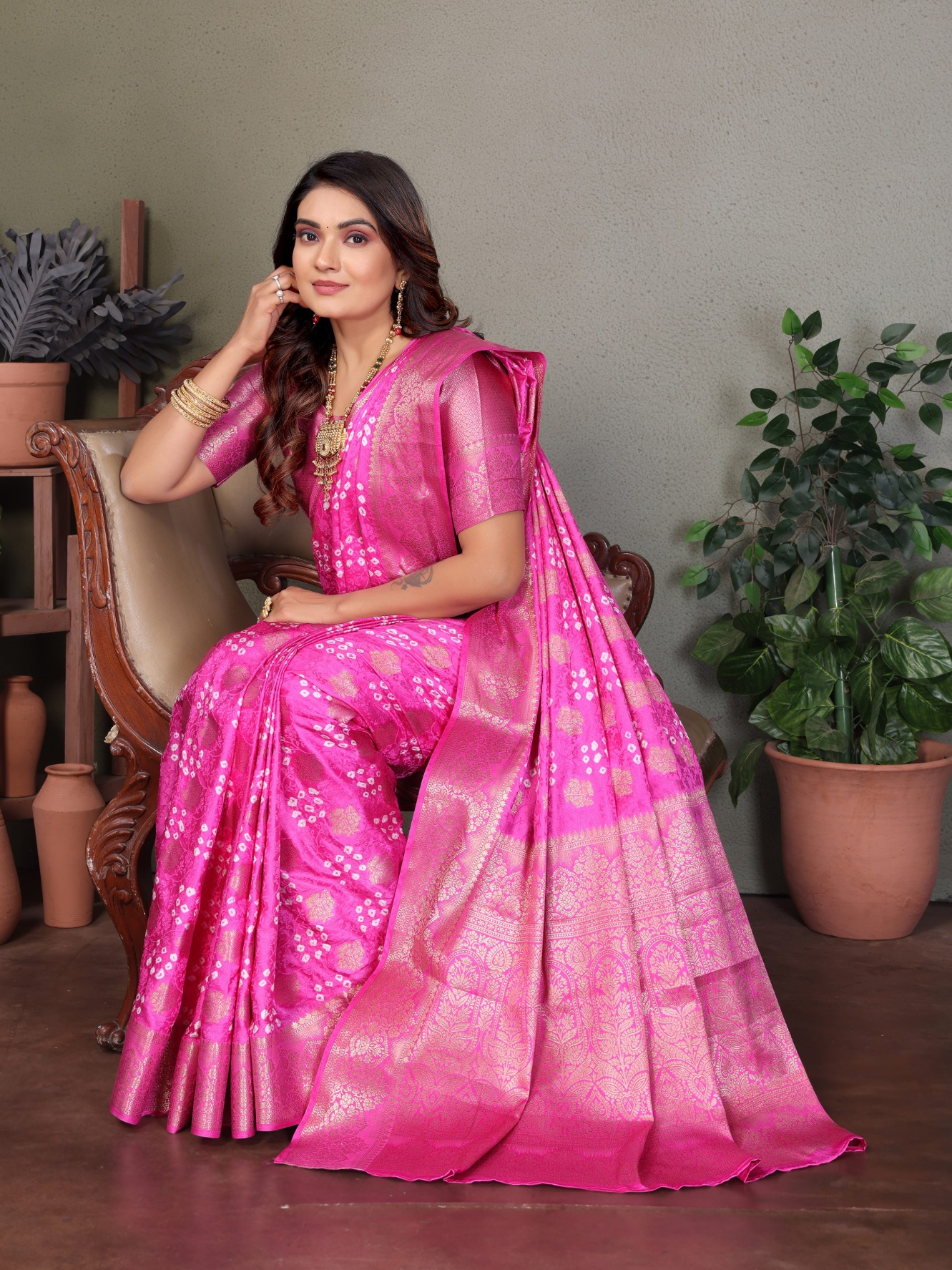 Pink Bandhani Jacquard Work Satin Silk Saree