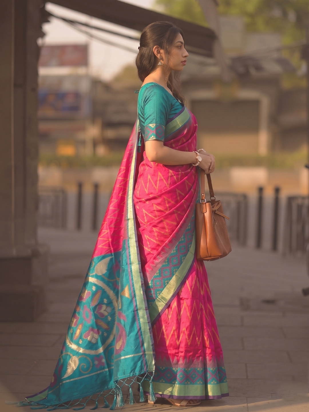 Pink Chevron Woven Soft Silk Saree