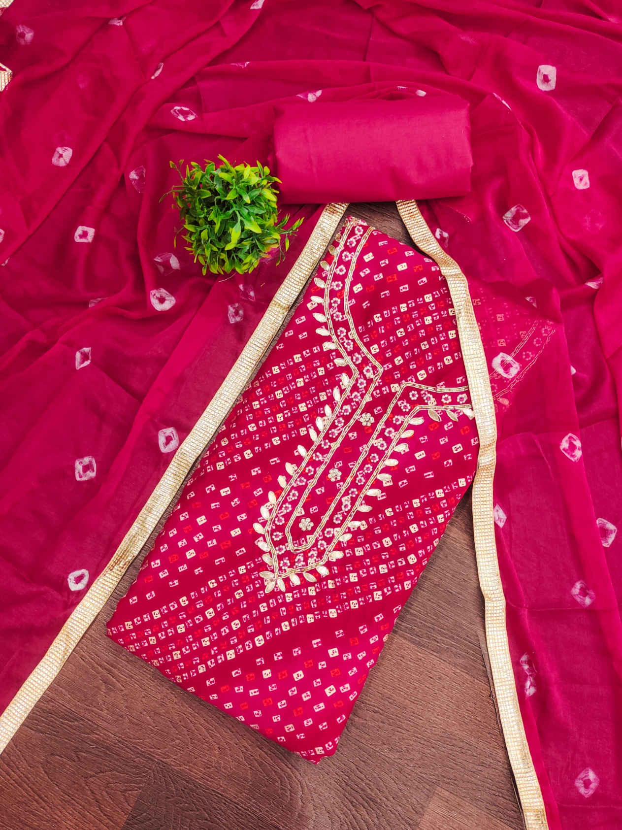 Pink Cotton Soft Pattern Salwar Suit