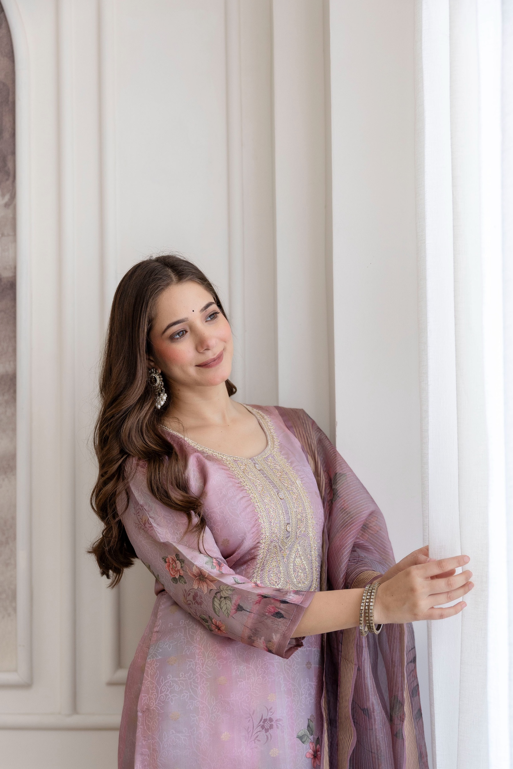Pink Embroidered Viscose Jacquard Kurta Set