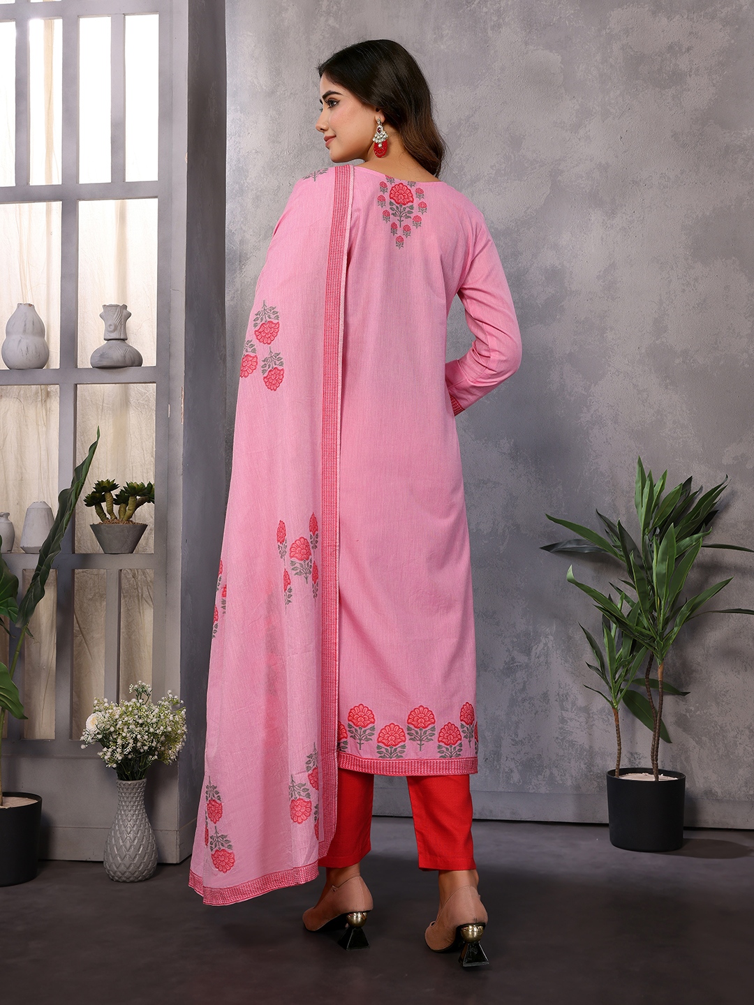 Pink Embroidery Cotton Straight Suit — alternate view