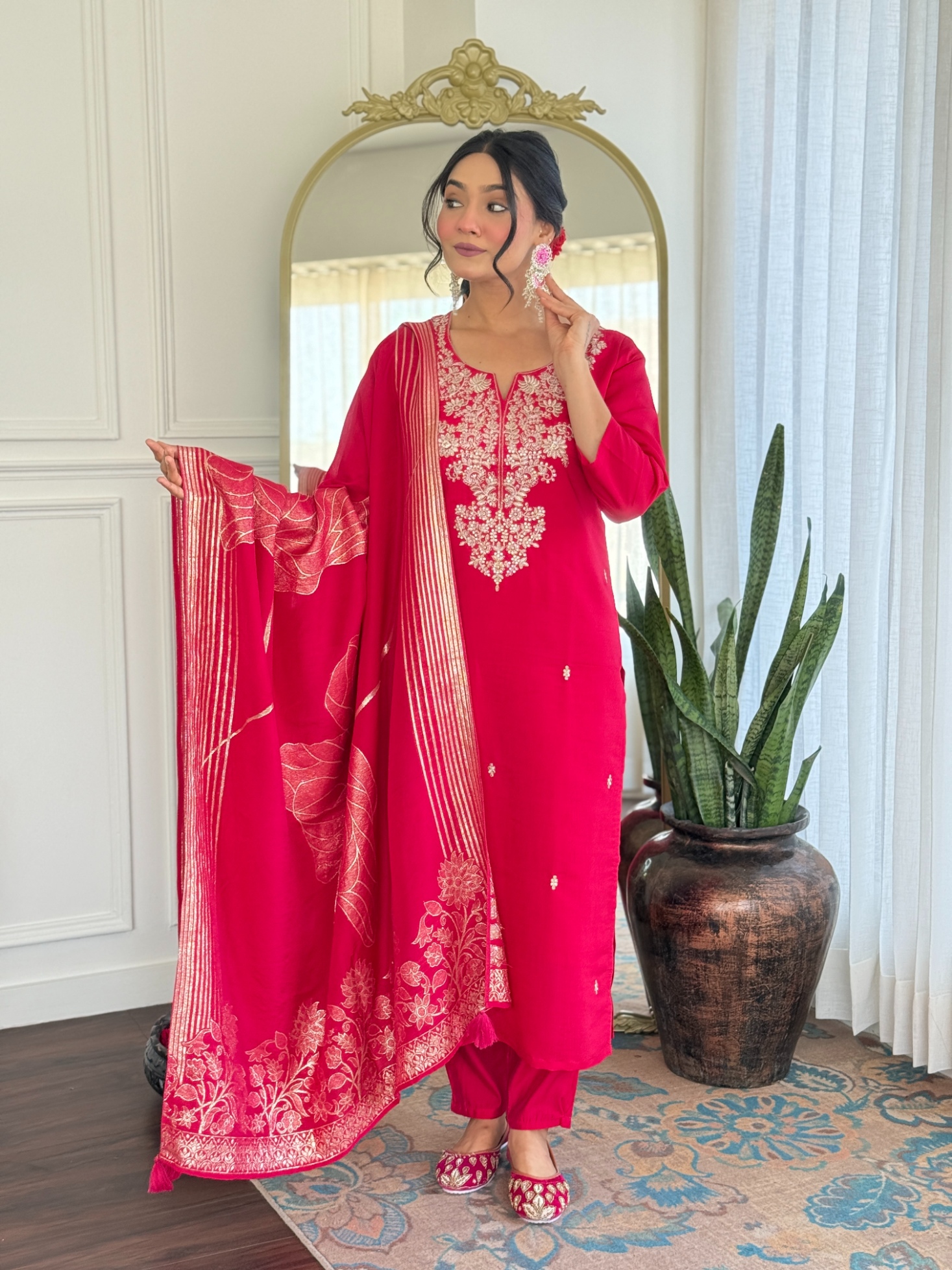 Pink Embroidery Work Roman Silk Salwar Suit
