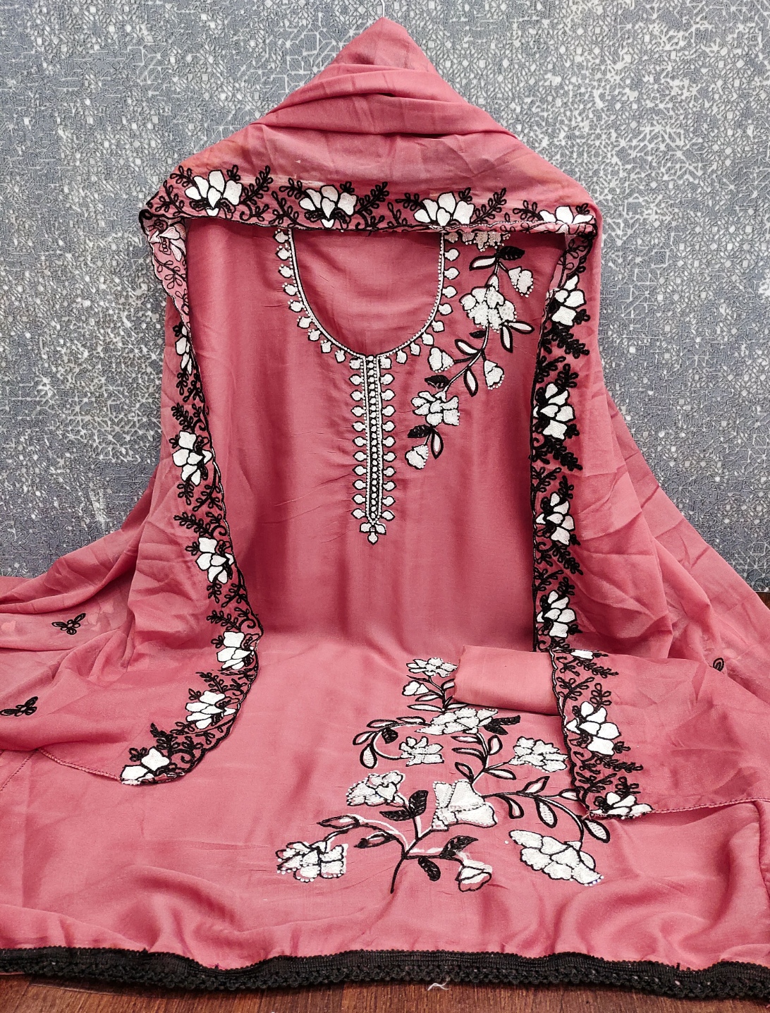 Pink Floral Embroidered Georgette Salwar Suit