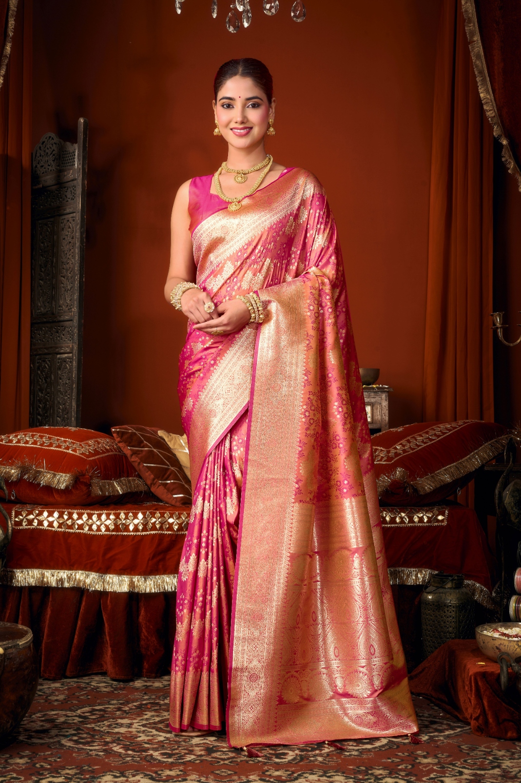 Pink Floral Jacquard Soft Silk Saree