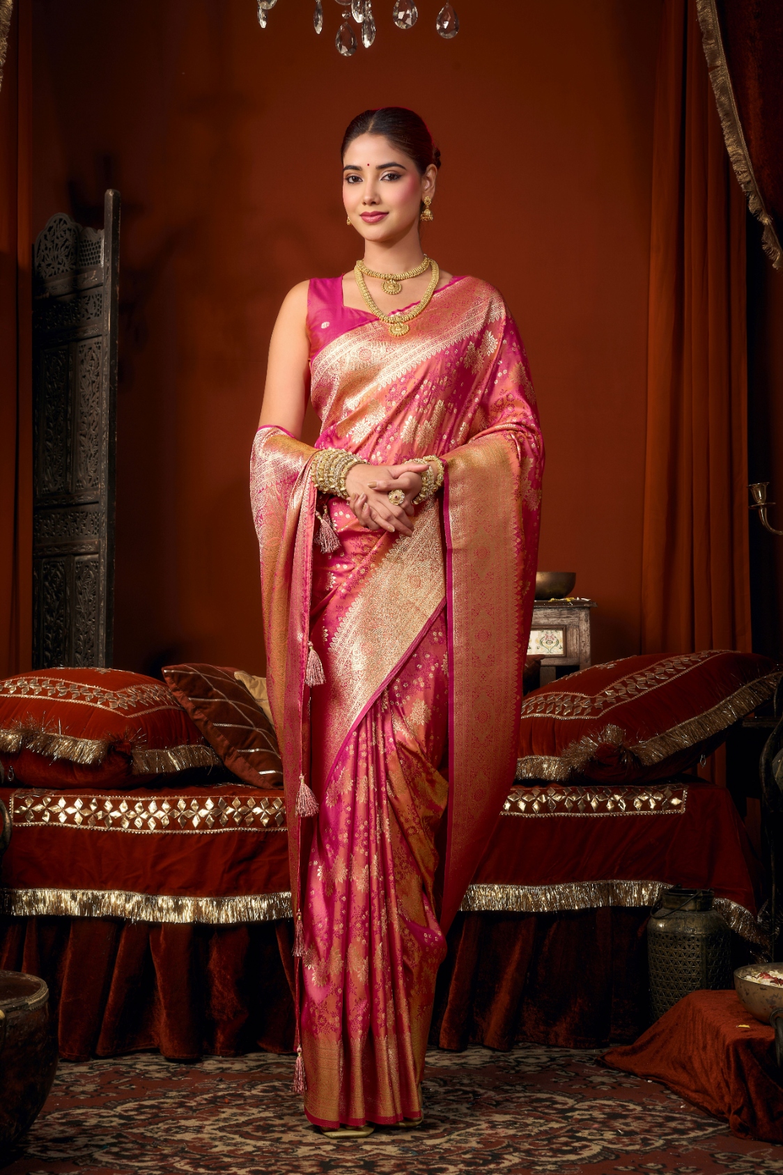 Pink Floral Jacquard Soft Silk Saree