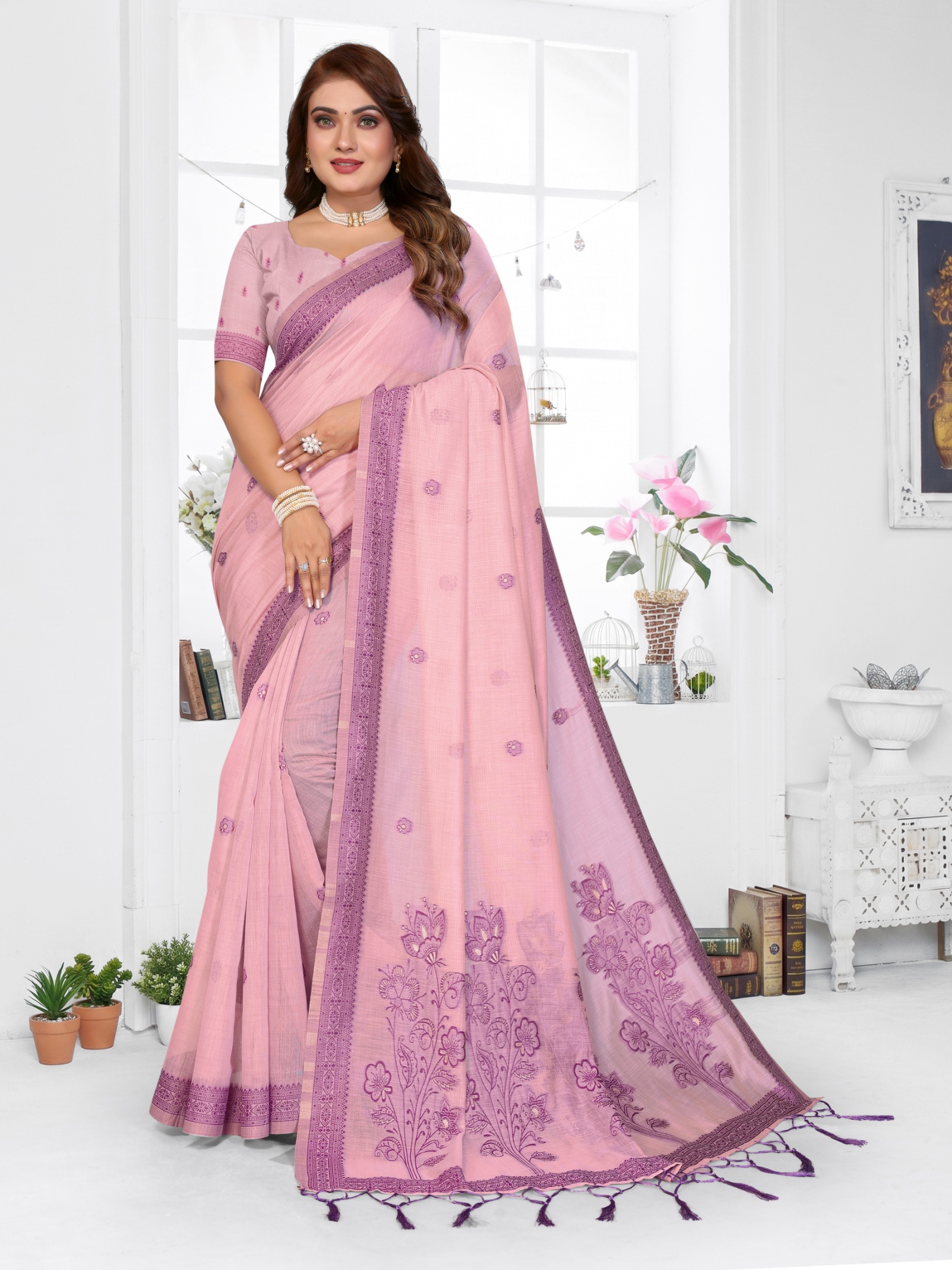 Pink Floral Jacquard Spun Cotton Saree