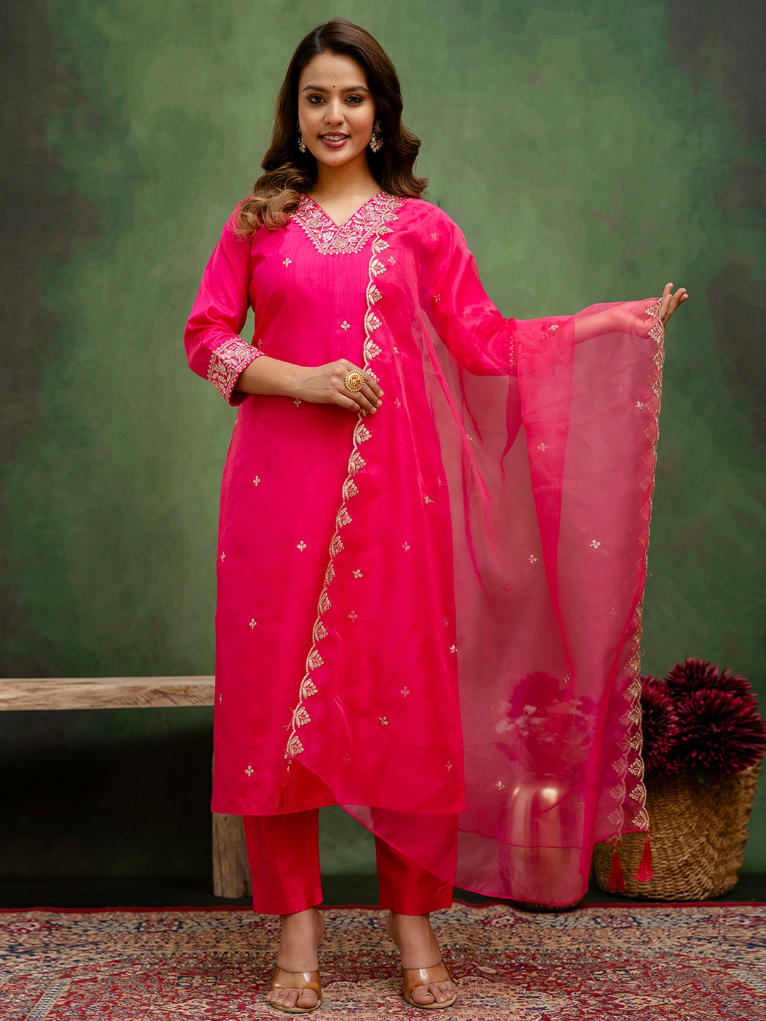 Pink Floral Motif Silk Festive Salwar Suit
