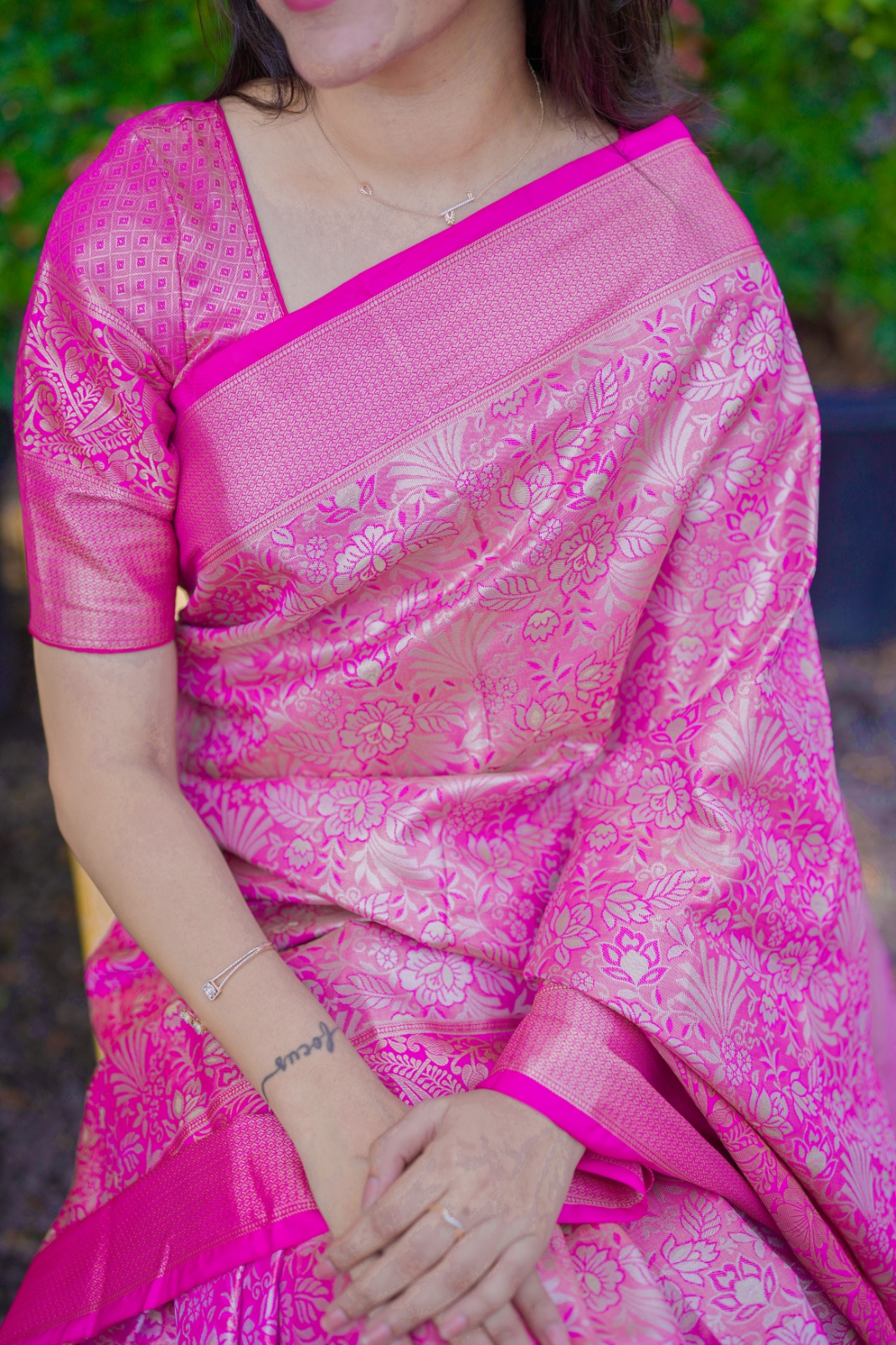 Pink Floral Zari Kanchipuram Silk Saree