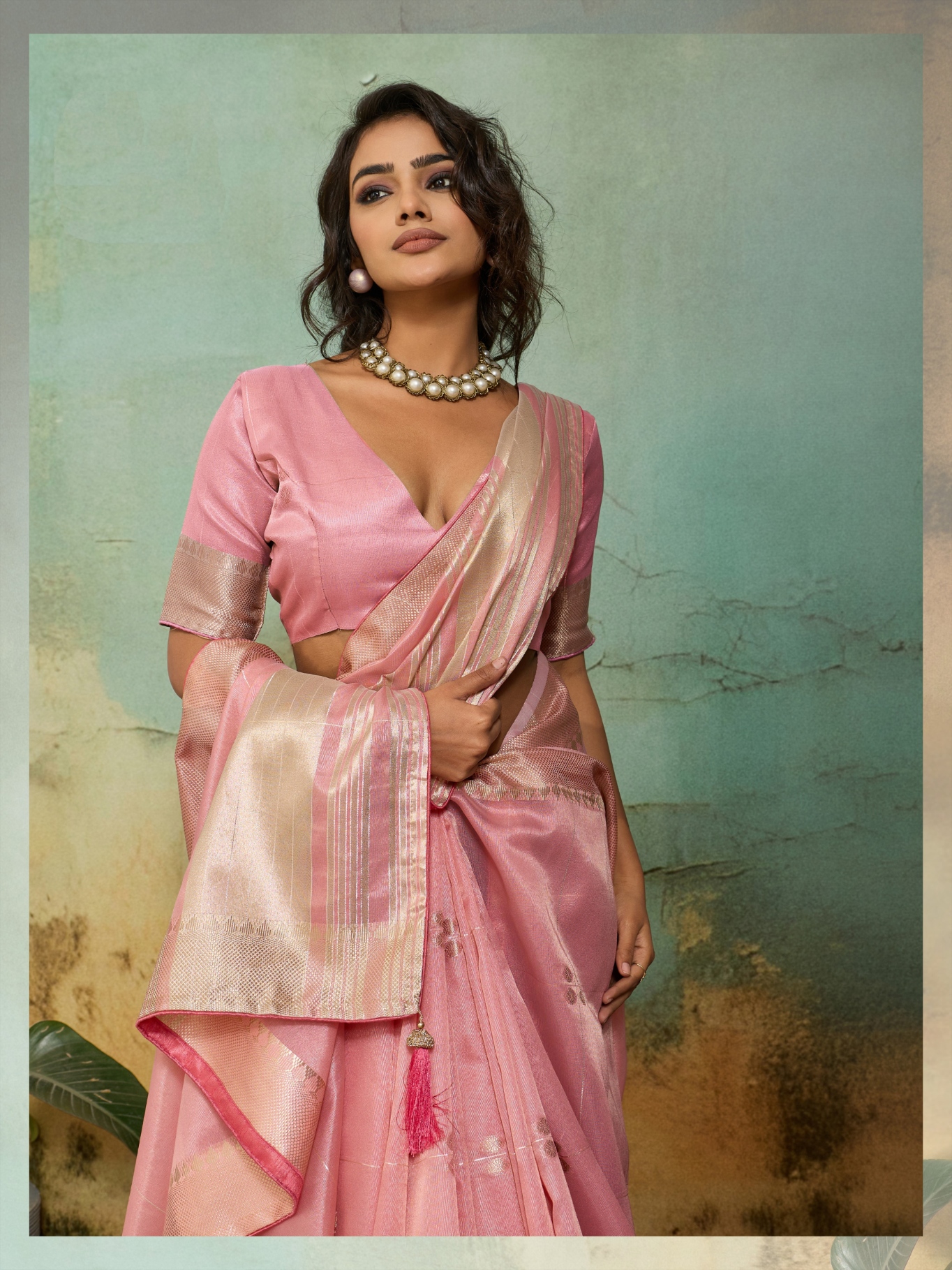 Pink Floral Zari Linen Silk Saree