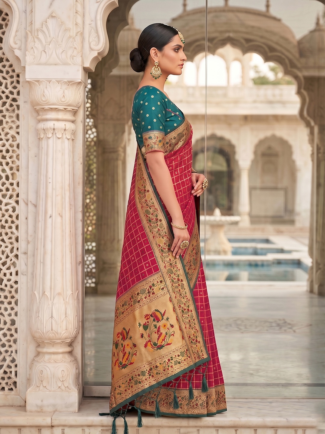 Pink Geometric Banarasi Silk Saree