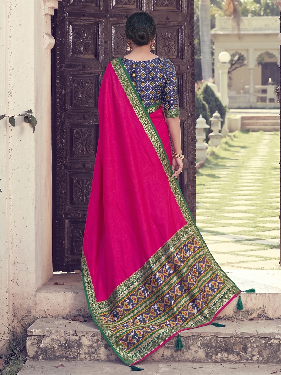 Pink Geometric Woven Work Silk Saree — alternate view
