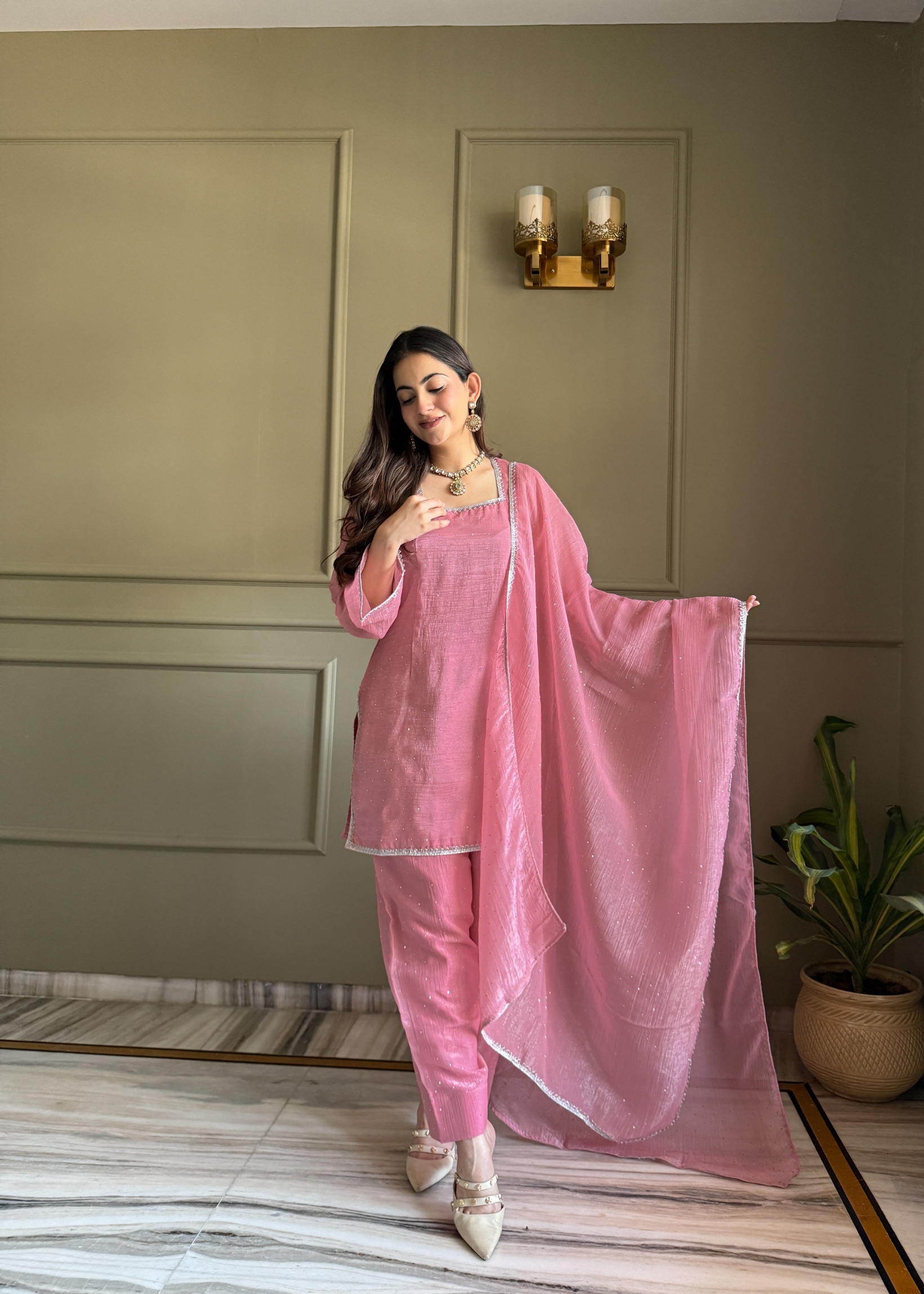 Pink Minimal Swarovski Crunchy Silk Straight Pant Suit