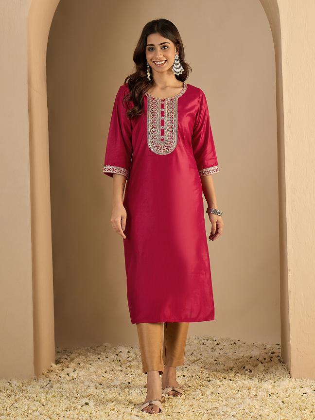 Pink Silk Blend Embroidered Kurti