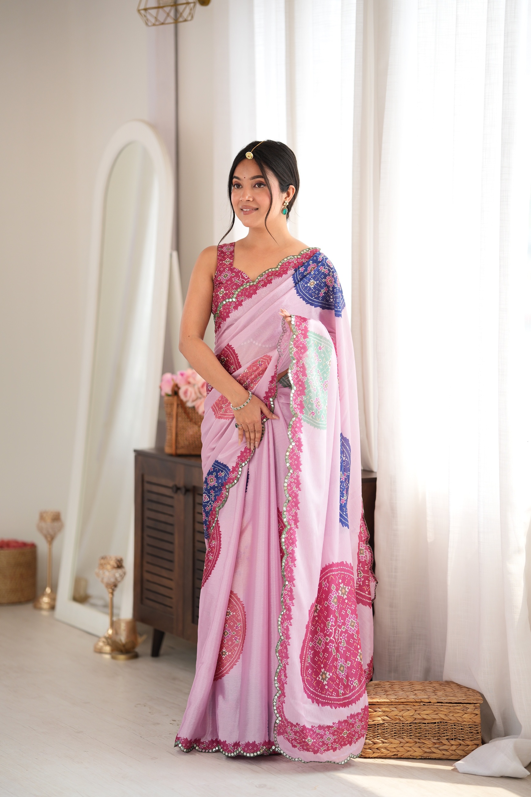 Pink Watercolour Pebble Print Mirror Work Chinon Saree