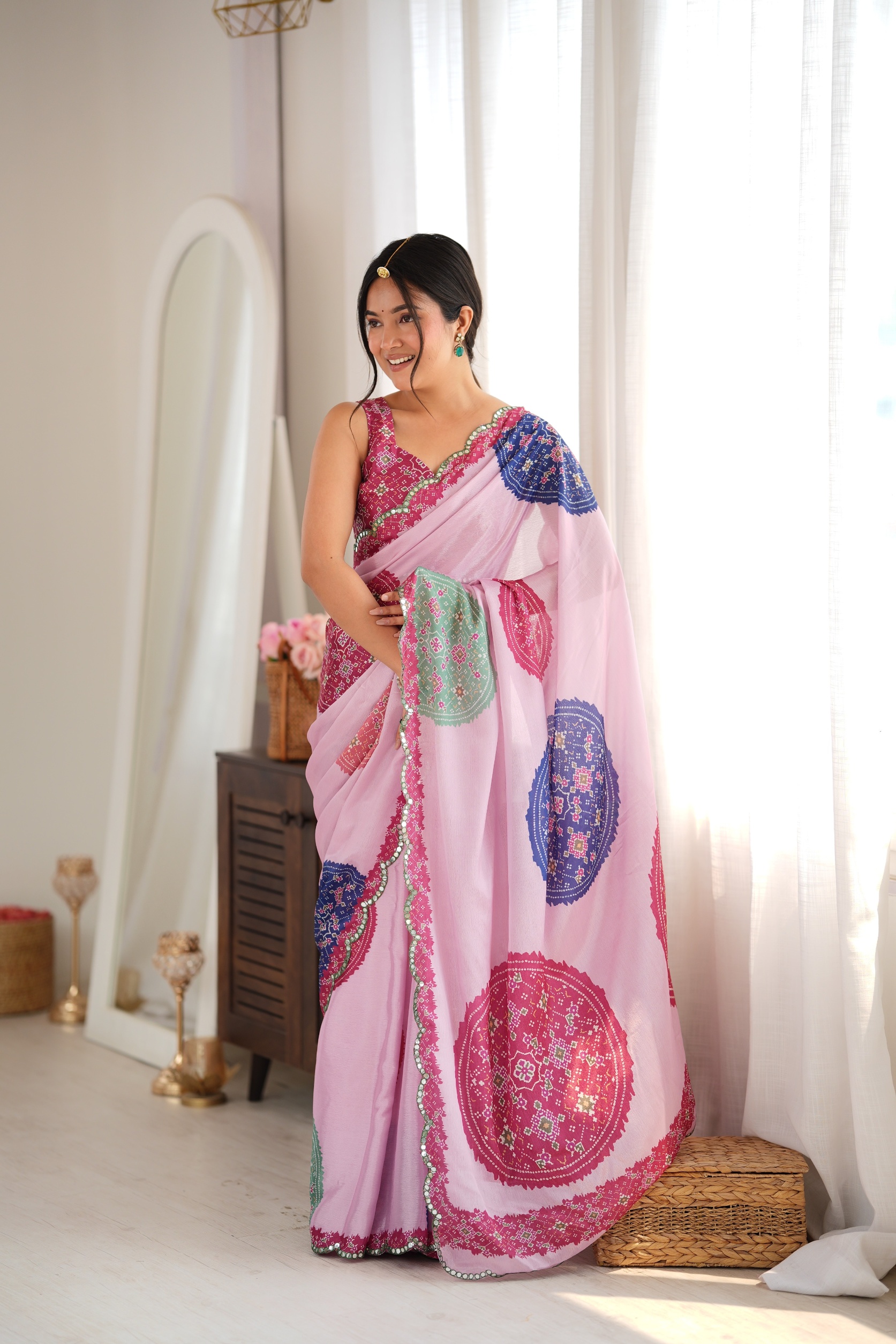 Pink Watercolour Pebble Print Mirror Work Chinon Saree