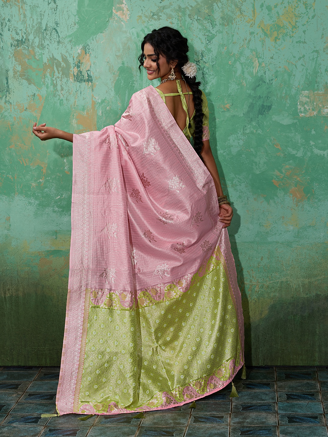 Pink Woven Zari Linen Saree — alternate view