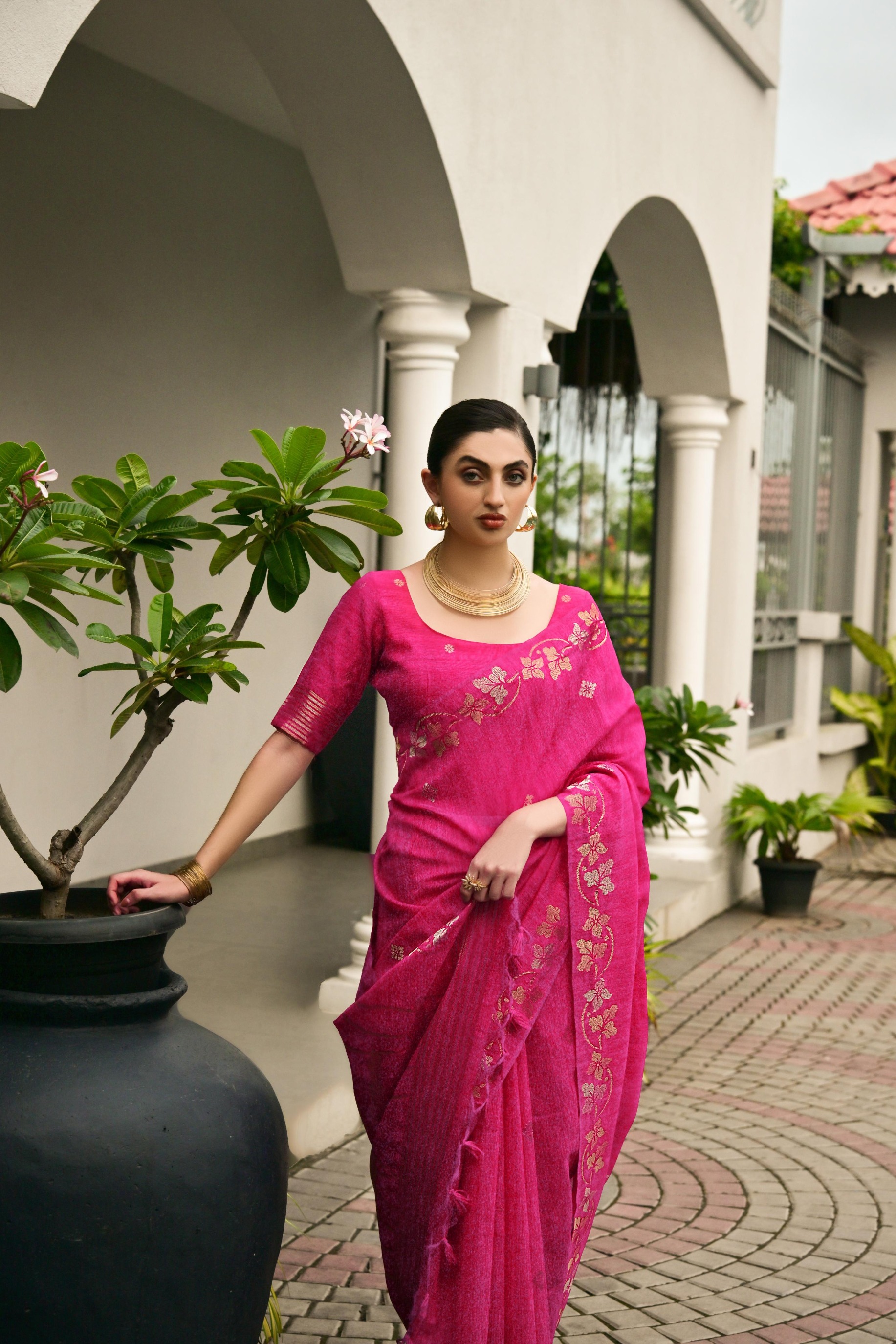 Pink Zari Woven Jute Linen Silk Saree