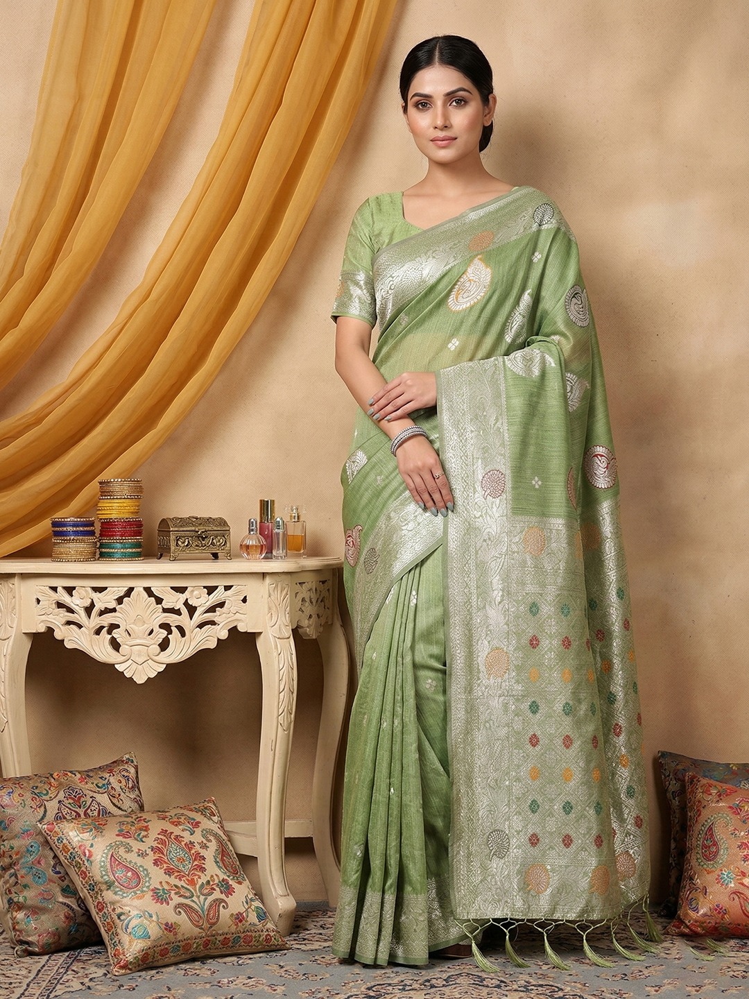 Pista Elegant Woven Linen Cotton Saree