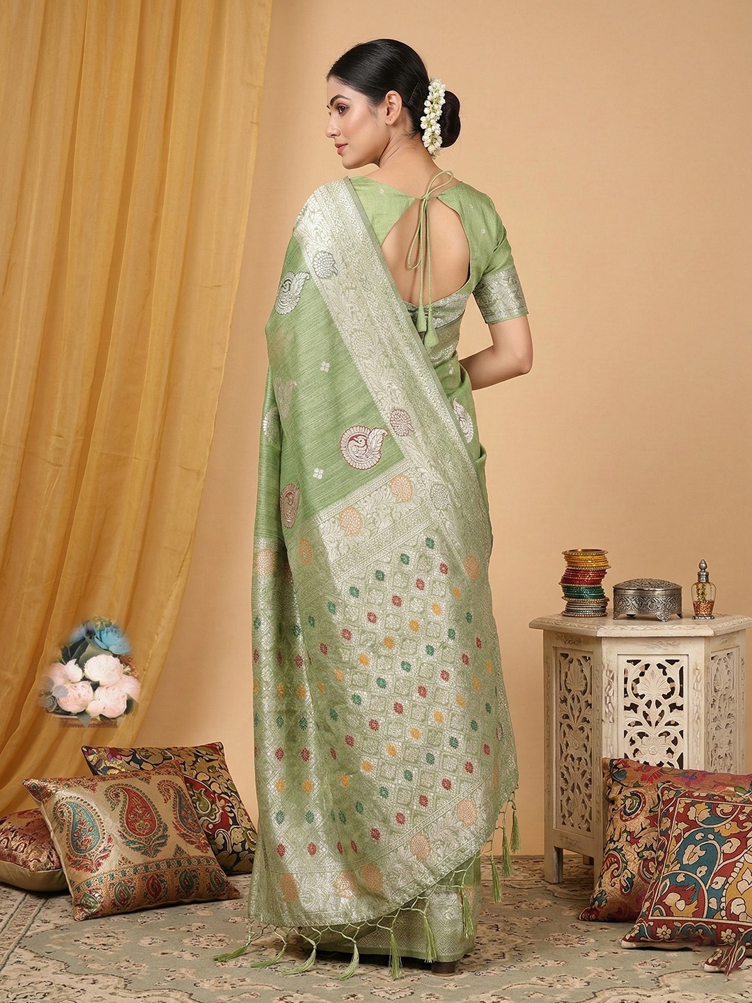 Pista Elegant Woven Linen Cotton Saree