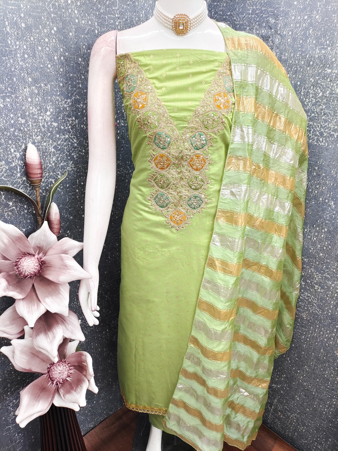 Pista Embroidered Modal Butti Salwar Suit